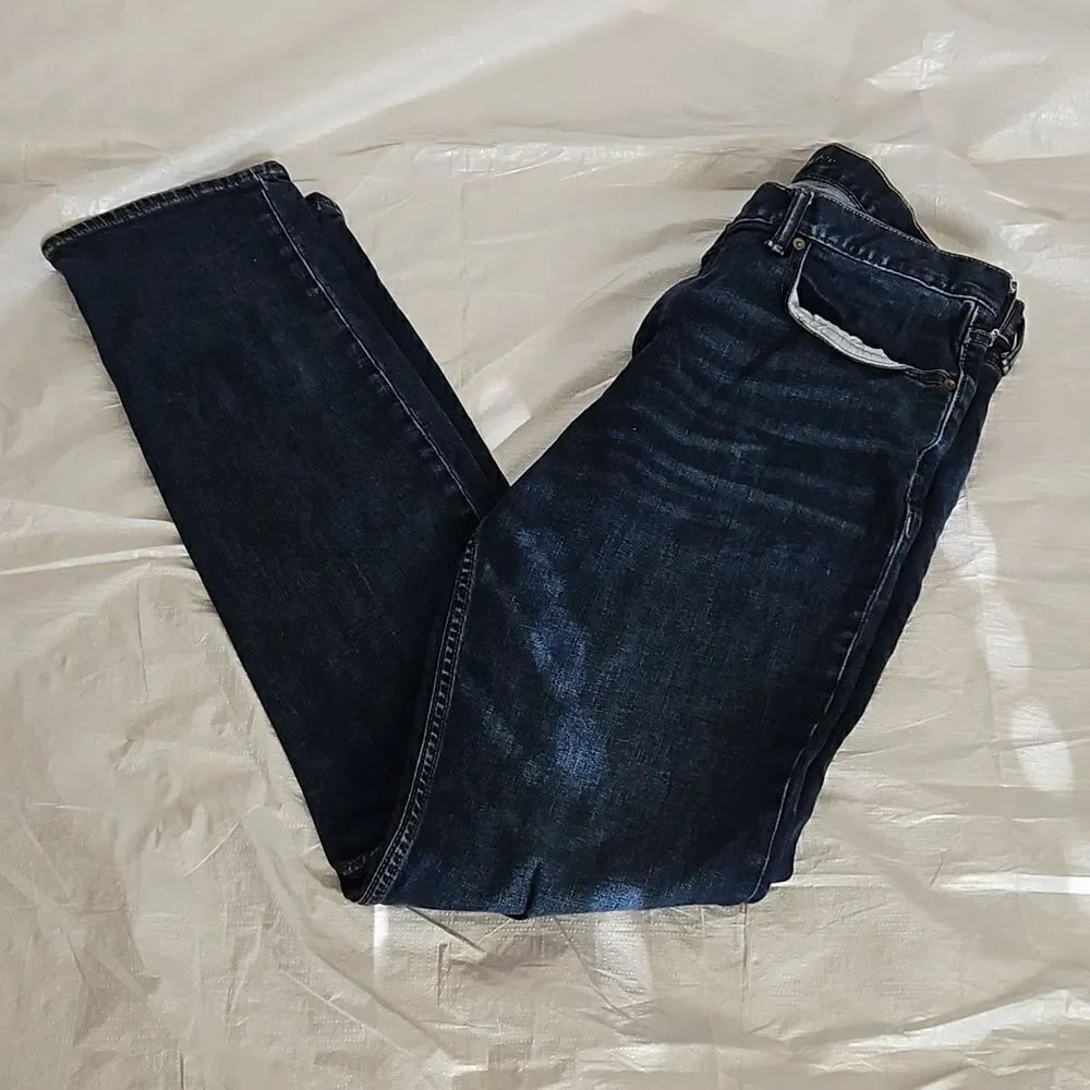 Old Navy Men Distressed Dark Blue Washed Jeans 36×36